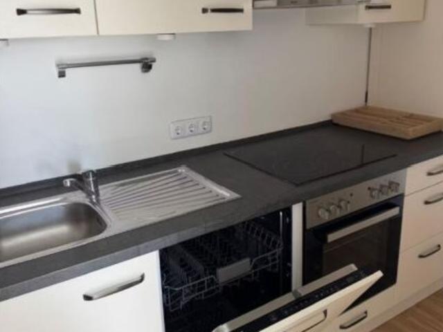 4 Zimmer Wohnung zur Miete in Düsseldorf
