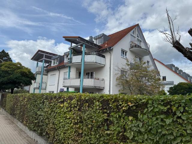 4 Zimmer Wohnung | 101 m² | Neue Küche & Heizung | TG | Mössingen