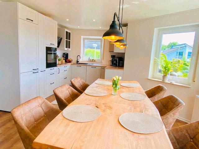 4 Zimmer Wohnung 111 m²,Balkon, Garage in Rielingshausen
