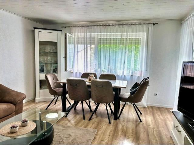 4 Zimmer Wohnung.