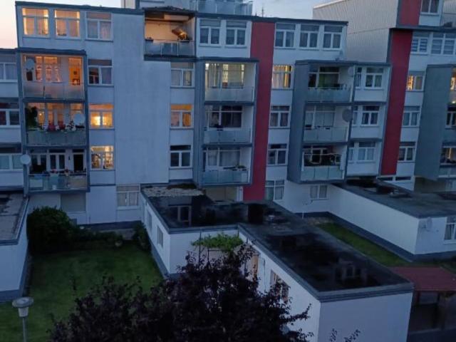 4 Zimmer Wohnung 96 m² mit Parkplatz & Aufzug gute Kapitalanlage