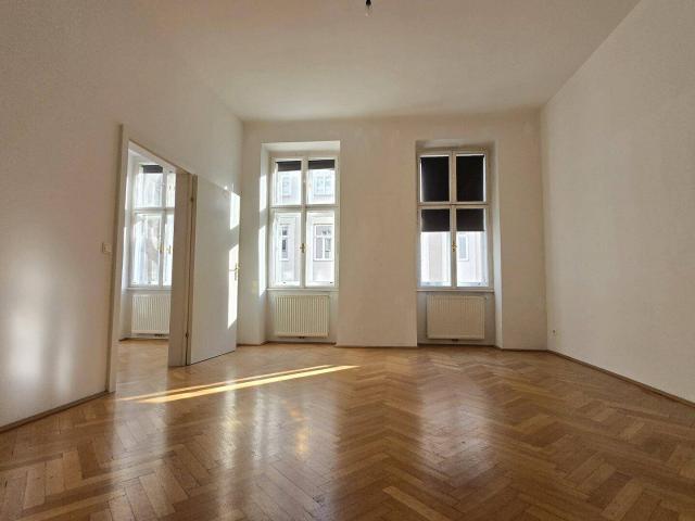 4 Zimmer Altbauwohnung bei der Klinik Landstraße ! ! ! WG Eignung ! ! ! 2. Stock OHNE LIFT