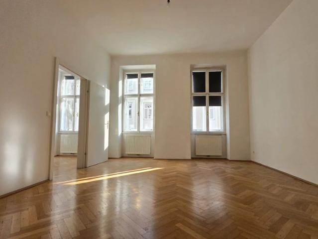 4 Zimmer Altbauwohnung bei der Klinik Landstraße ! ! ! WG Eignung ! ! ! 2. Stock OHNE LIFT