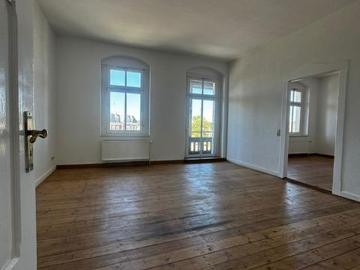 4 Zimmer Altbauwohnung