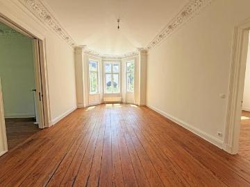 4 Zimmer Altbau Wohnung mit Wintergarten im Herzen von Reinbek