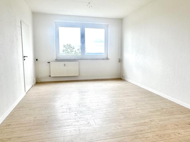 4 Zimmer auf 67 m² in Weimar Schöndorf