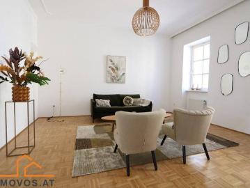 Biedermeierhaus: 120 m2 Altbauwohnung mit Renovierungsbedarf + 2. Lift Stock + 5,5 m2 FREIFLÄCHE