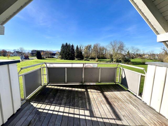 4 Zimmer Dachgeschosswohnung mit Balkon in Hard