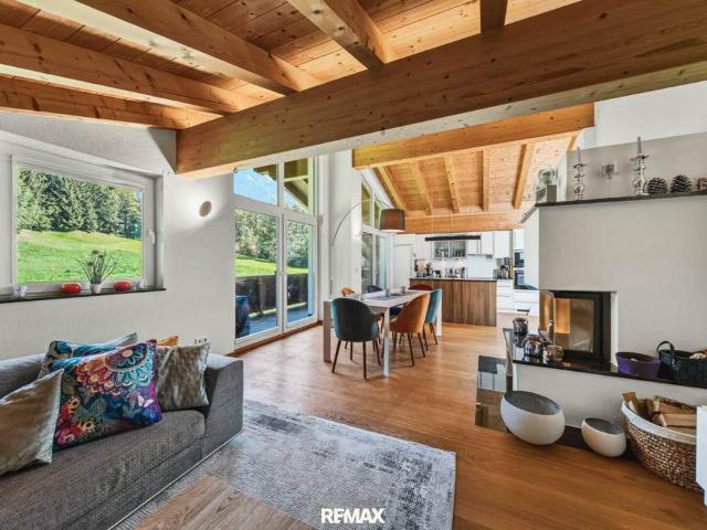 4 Zimmer Dachgeschosswohnung mit Kaiserblick