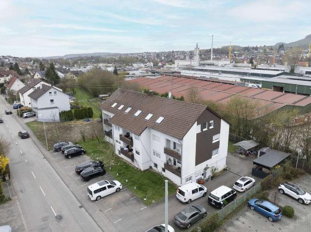 4 Zimmer Dachgeschosswohnung | Solide Basis mit Entwicklungspotential