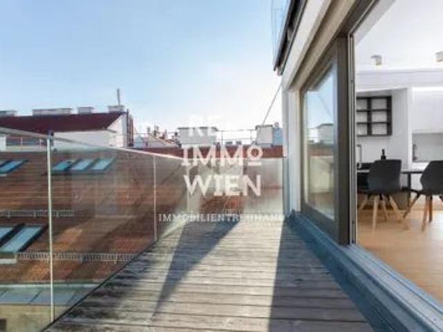 4 Zimmer Dachgeschoß in 1090 Wien — INKLUSIVE Balkon, Terrasse & Optional 2 STAPELGARAGENPLÄTZE