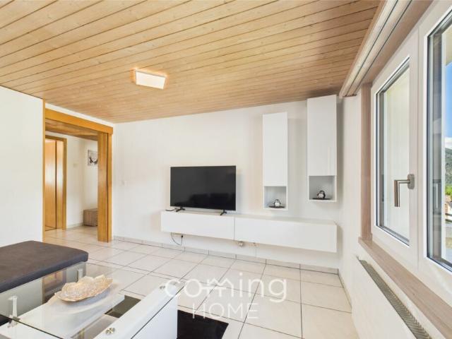 4 Zimmer Dachwohnung in Ried Brig Renoviert, sonnig, mit Bergsicht