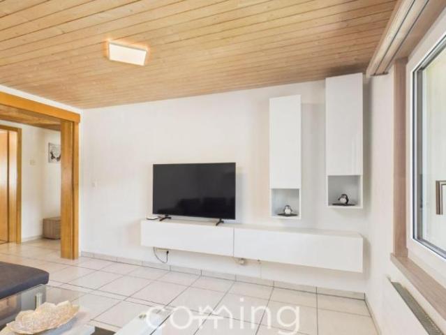4 Zimmer Dachwohnung in Ried Brig Renoviert, sonnig, mit Bergsicht
