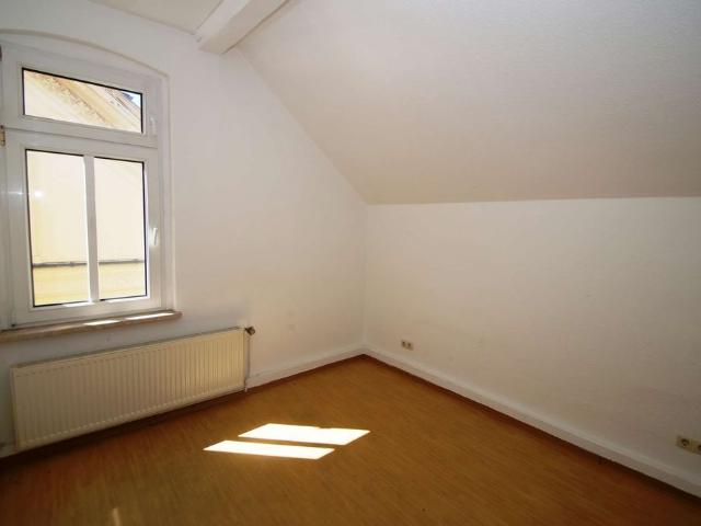 4 Zimmer DG Whg in Altbau Villa