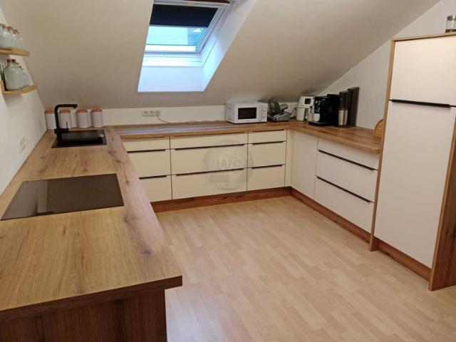 4 Zimmer DG Wohnung mit 93m² in 4760 Raab