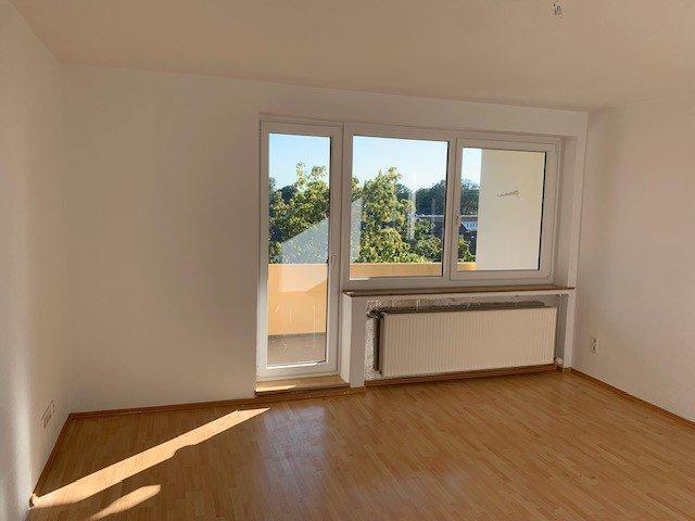 4 Zimmer DG Wohnung