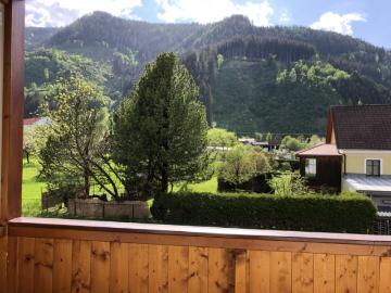 4 Zimmer Eigentumswohnung mit Balkon