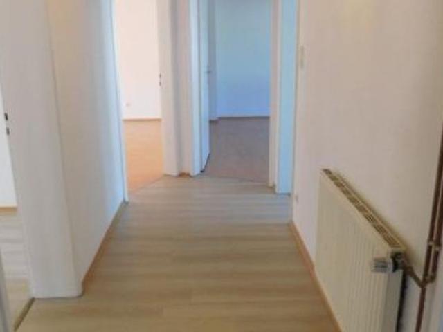 4 Zimmer Eigentumswohnung 84m² mit Balkon & Fernblick – sofort bezugsfrei in Idar Oberstein