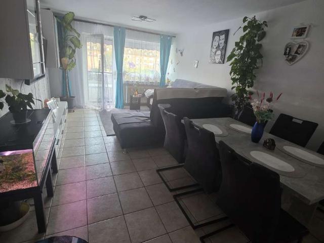 4 Zimmer Eigentumswohnung, 85 m², Balkon & Aufzug – Duisburg Rheinhausen