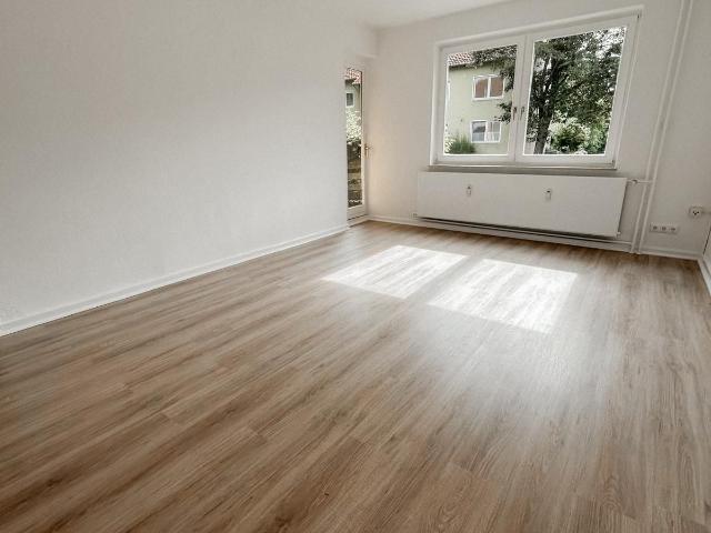 4 Zimmer Erdgeschosswohnung mit Garten