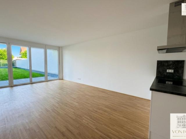 4 Zimmer FAMILIEN WOHNUNG mit privatem Garten und Sonnen Terrasse