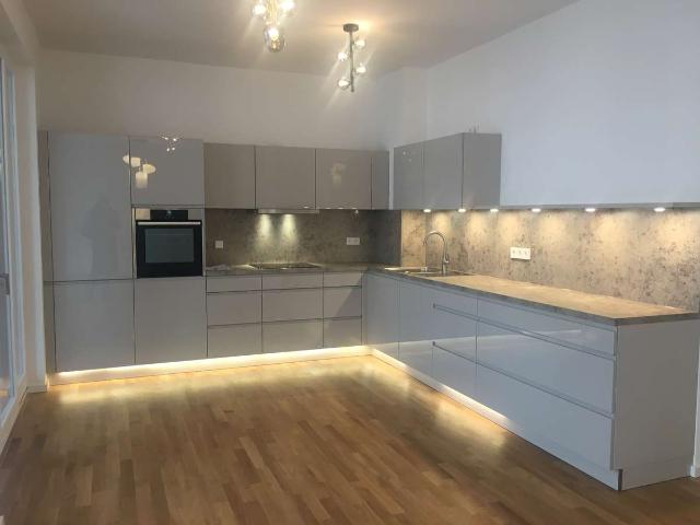 4 Zimmer Familienwohnung gut geschnitten, hell, modern