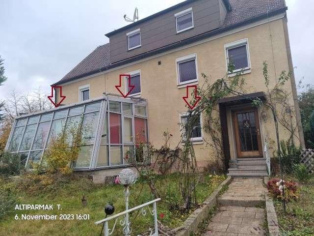 4 Zimmer Gartenwohnung im 2 Familienhaus mit Wintergarten und 2 Carport Stellplätzen