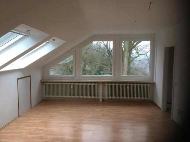 4 Zimmer, Küche, Dusch Bad