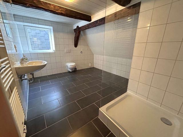 4 Zimmer Maisonette Wohnung mit Einbauküche