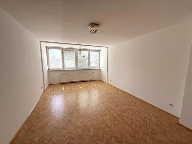 4 Zimmer Maisonetten Wohnung auf 3 Ebenen in der Straßergasse