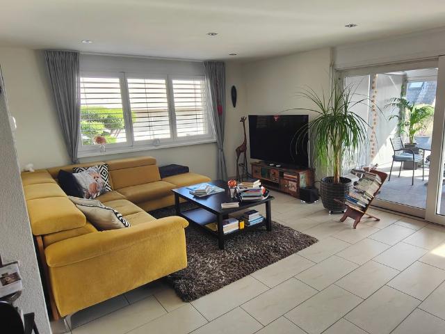 4½ ZIMMER MAISONETTEWOHNUNG IN LAUSEN BL, MÖBLIERT, TEMPORÄR