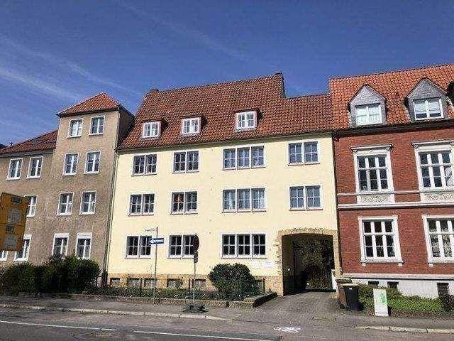 4 Zimmer mit Balkon Innenstadt fußläufig erreichbar