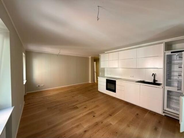 4 Zimmer mit Einbauküche – Rückgebäude, WestendSchwanthalerhöhe