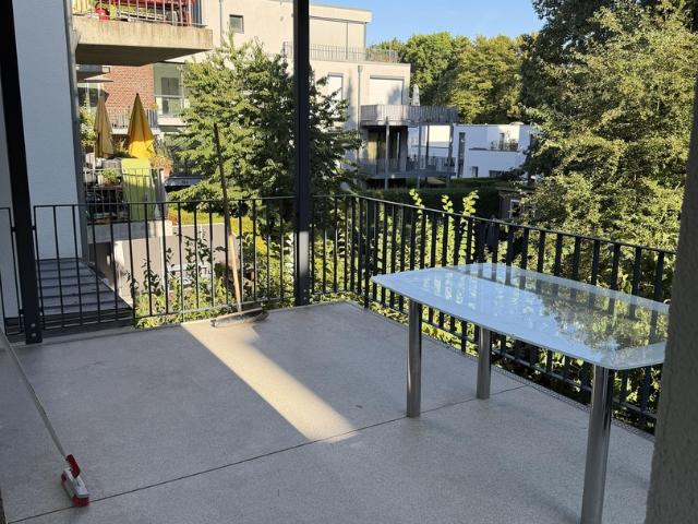 4 Zimmer mit Parkblick – frisch renoviert im energetisch sanierten Altbau