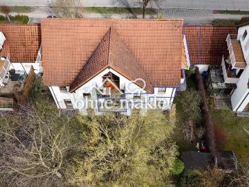 4 Zimmer OG ETW, 87qm, unvermietet, 3 Balkone, EBK, Duplexstellplatz, provisionsfrei