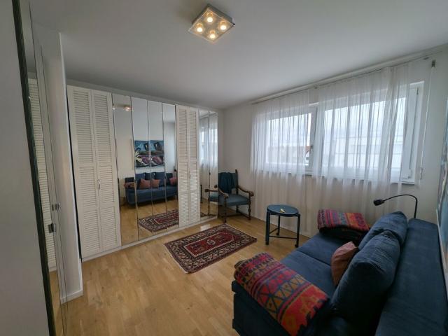 4 Zimmer Penthouse Wohnung mit Traumdachterrasse im Herzen von Sindelfingen, frei ab Juni!