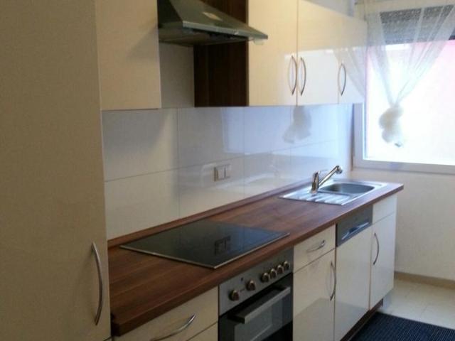 4 Zimmer renovierte provisionfreie Wohnung in Stadtmitte Neu Ulm