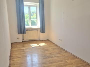4 Zimmer Stadtwohnung mit Panoramablick