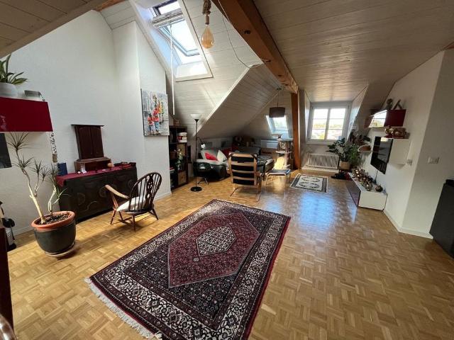 3.5 Zimmerwohnung an zentraler Lage zu vermieten