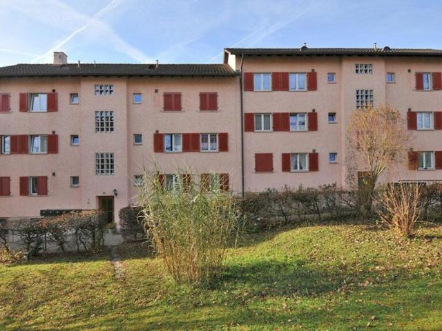 4 Zimmerwohnung an guter Lage 1.OG links