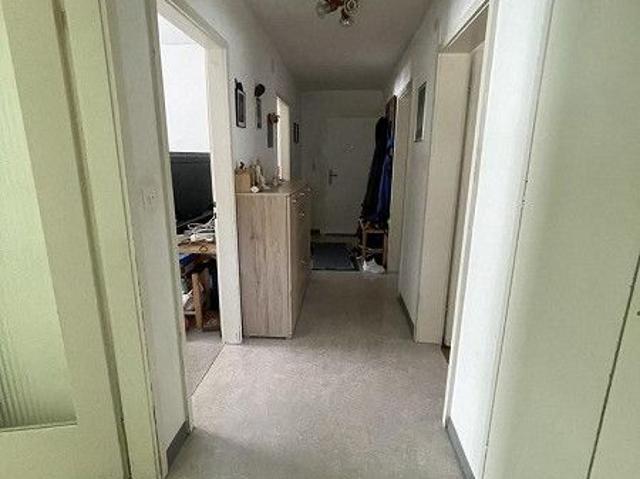 4 Zimmerwohnung an der Burgstr. 59 in Uster befristet bis 30.09.2027