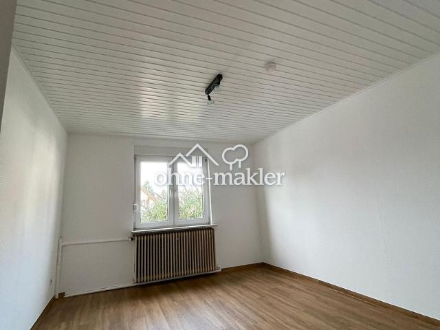 4 Zimmerwohnung EG mit Garten