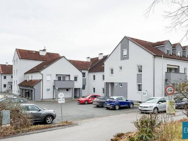 4 Zimmerwohnung im DG mit Balkon