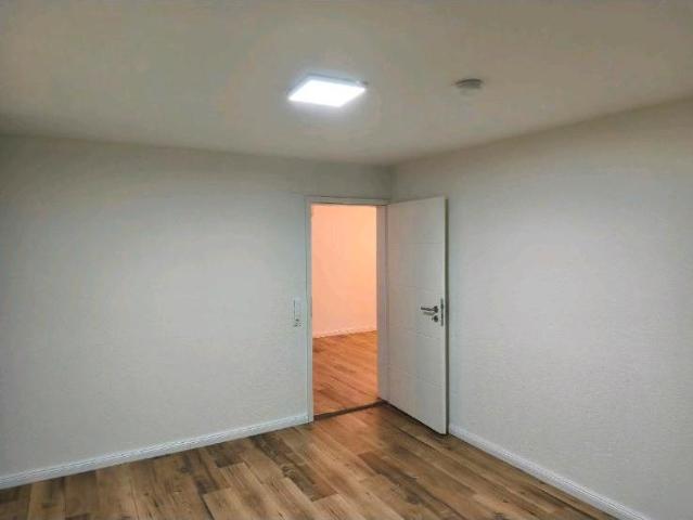 4 Zimmerwohnung im Zweifamilienhaus