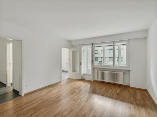 4 Zimmerwohnung in Bottmingen!
