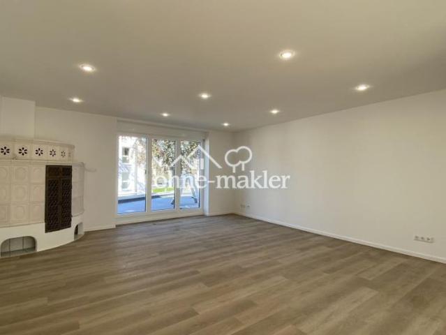 4 Zimmerwohnung in Traumlage mit Kachelofen, Balkon, Dachterrasse, Gästebad und Garage