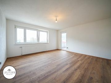 4 ZIMMERWOHNUNG MIT BALKON