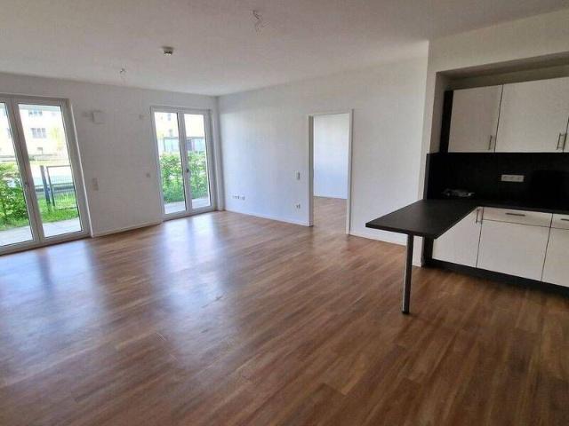 4 Zimmerwohnung mit Balkon & Wintergarten/Einbauküche/Dusch & Wannenbad