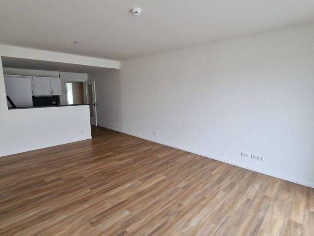 4 Zimmerwohnung mit Balkon/Einbauküche/Dusch & Wannenbad