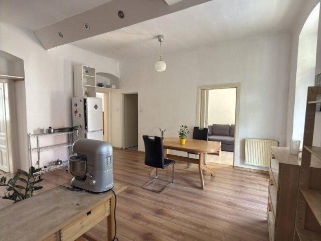 4 Zimmerwohnung mit großem Wohn Balkon beim Brunnenmarkt